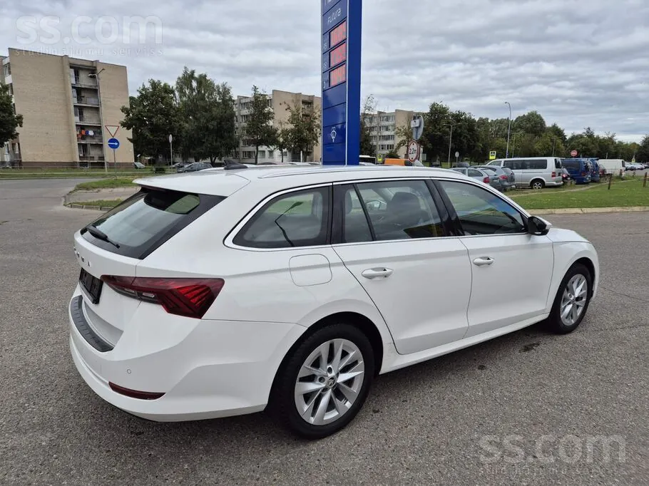 Skoda Octavia 2022 photo 3