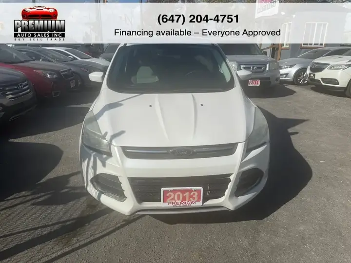 Ford Escape 2013 photo 2