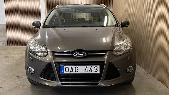 Ford Focus 2014 photo 2
