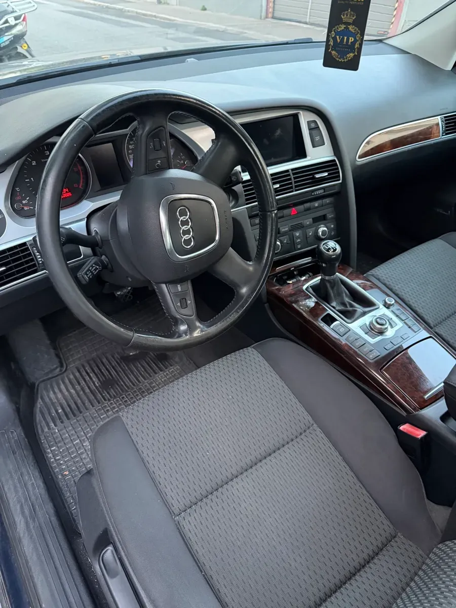 Audi A6 2009 photo 2