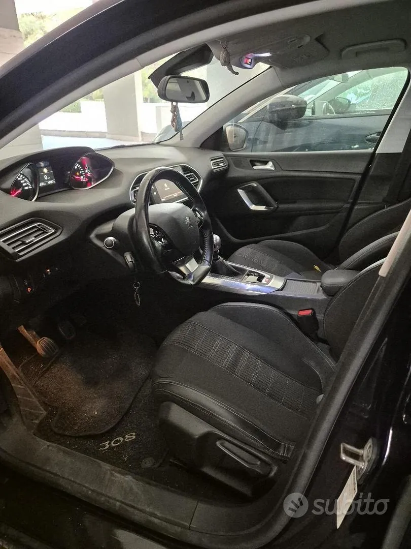 Peugeot 308 2019 photo 5