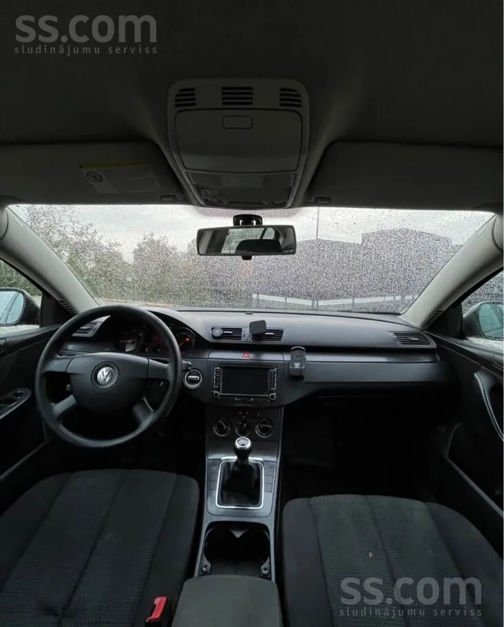 Volkswagen Passat B6 2005 photo 3