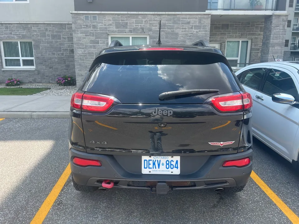 Jeep Cherokee Trailhawk 2015 photo 3