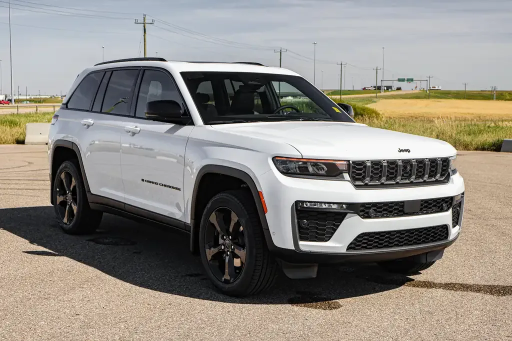 Jeep Grand Cherokee 2026 photo 5