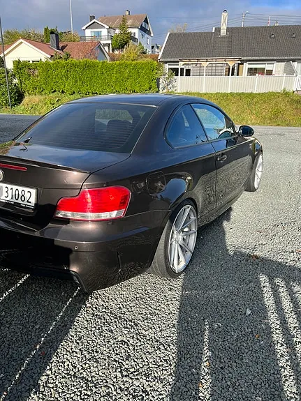 BMW 120D 2008 photo 3