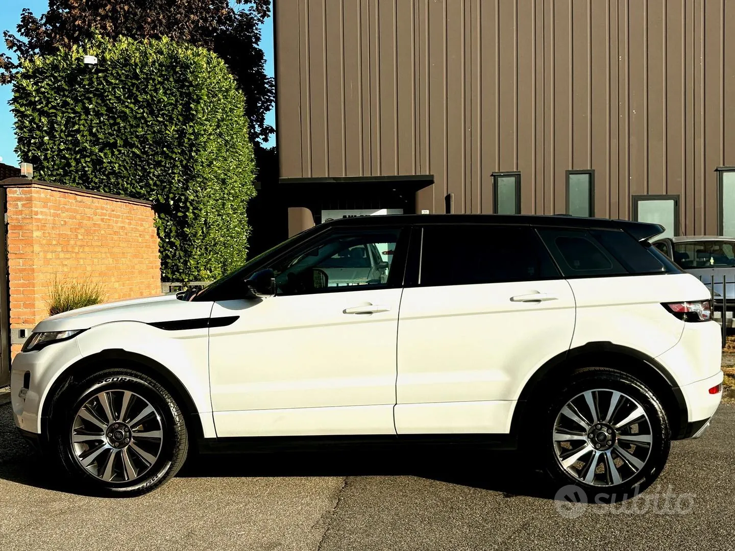 Land Rover Range Rover Evoque 2015 photo 5
