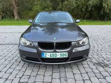 BMW 318I 2006 photo 2