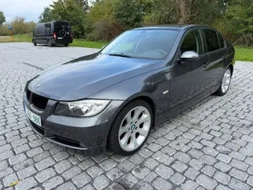 BMW 318I