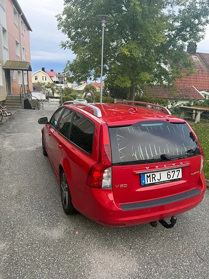 Volvo V50 2012 photo 2