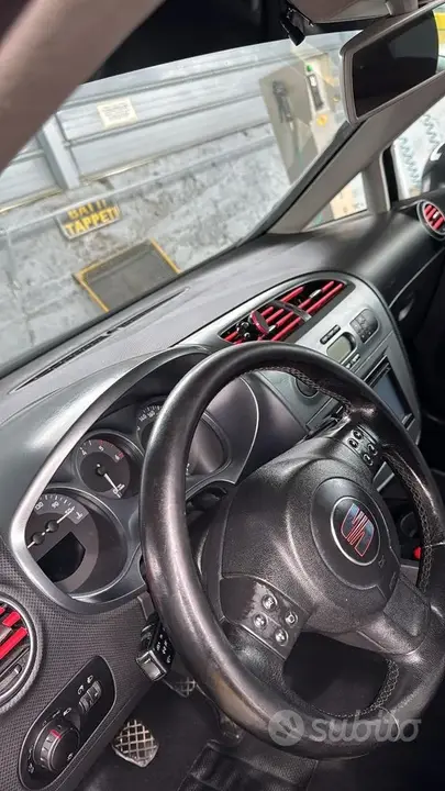 Seat Leon 2006 photo 4