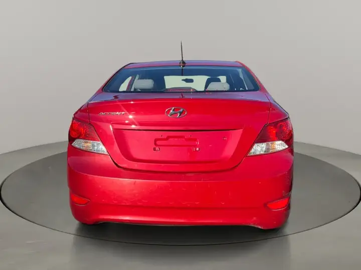 Hyundai Accent 2013 photo 4
