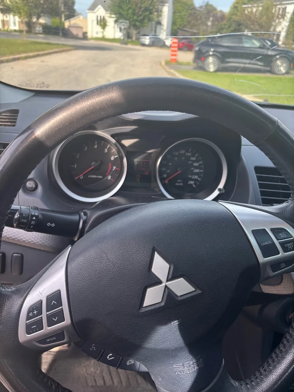 Mitsubishi Lancer 2013 photo 3