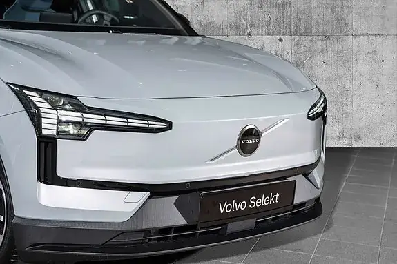 Volvo Ex30 2026 photo 2