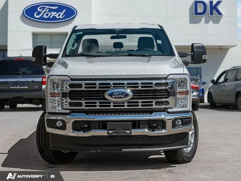 Ford F350 2026 photo 2