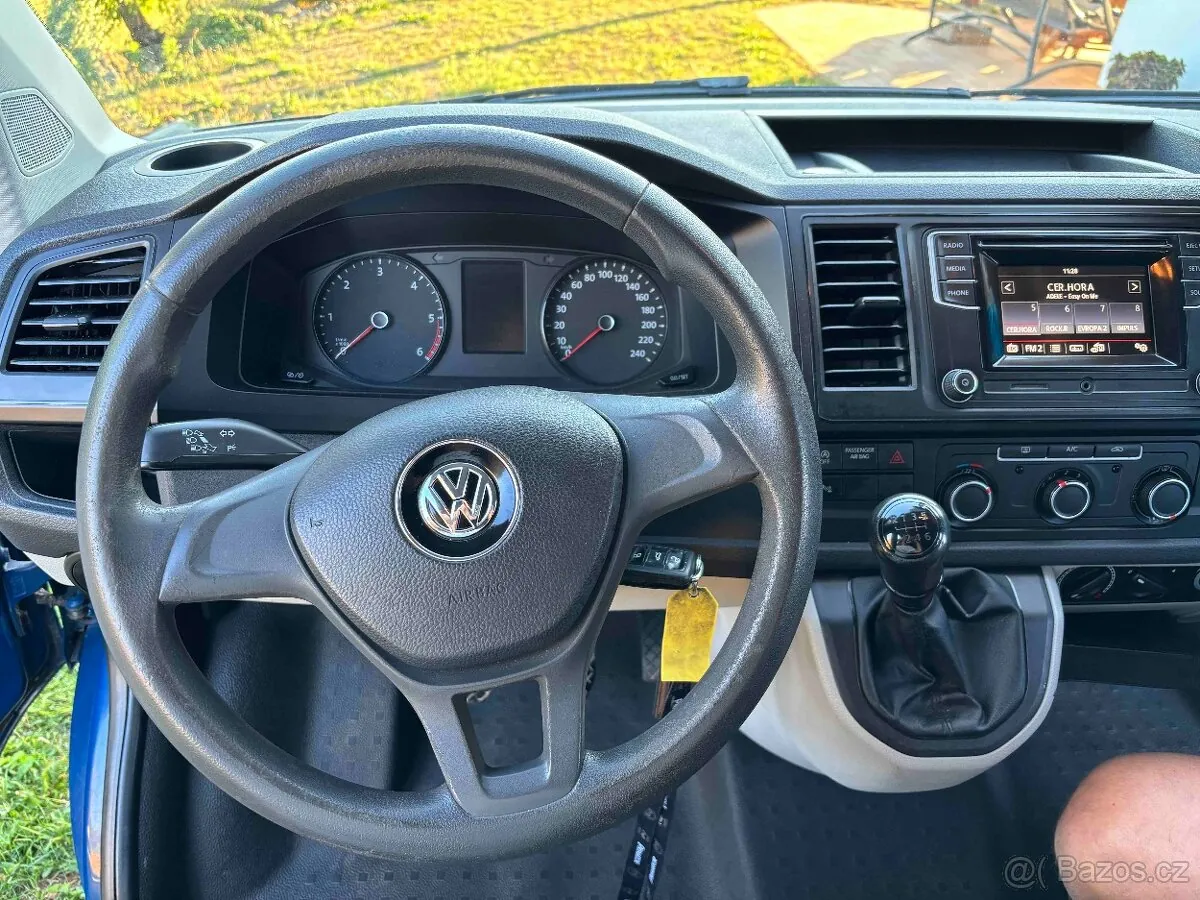 Volkswagen T6 2016 photo 5