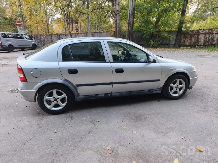 Opel Astra 1998 photo 4