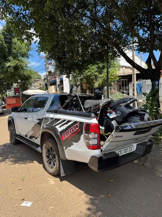 Mitsubishi Triton