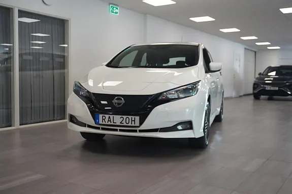 Nissan Leaf 2023 photo 5