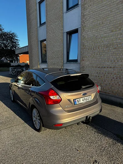 Ford Focus 2011 photo 4