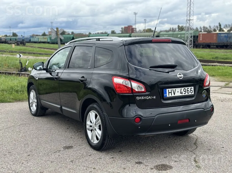 Nissan Qashqai 2012 photo 4