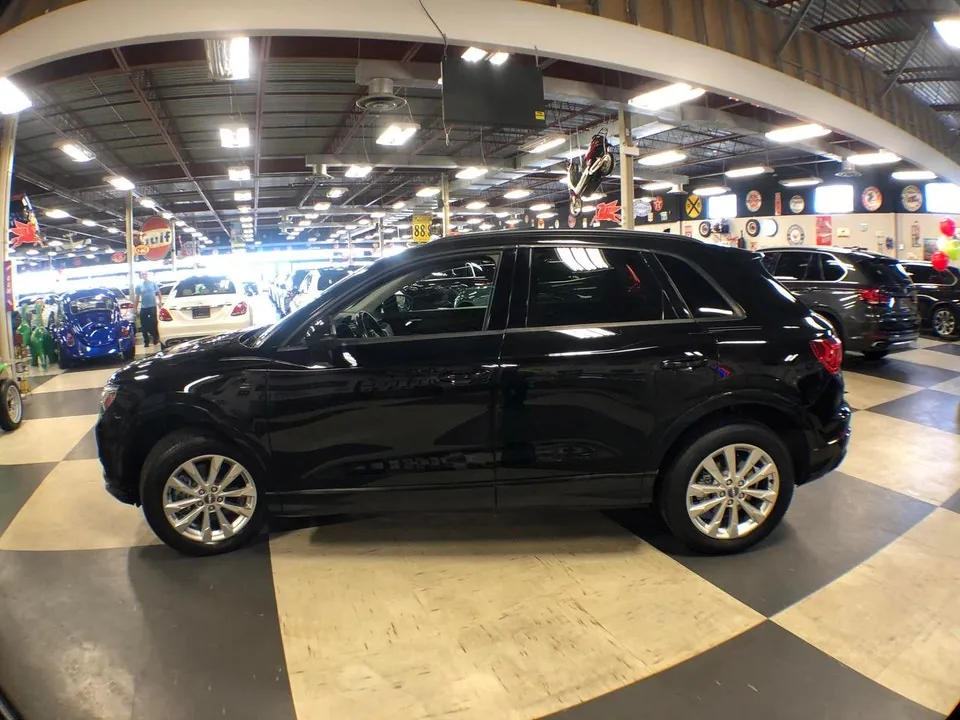 Audi Q3 2020 photo 4