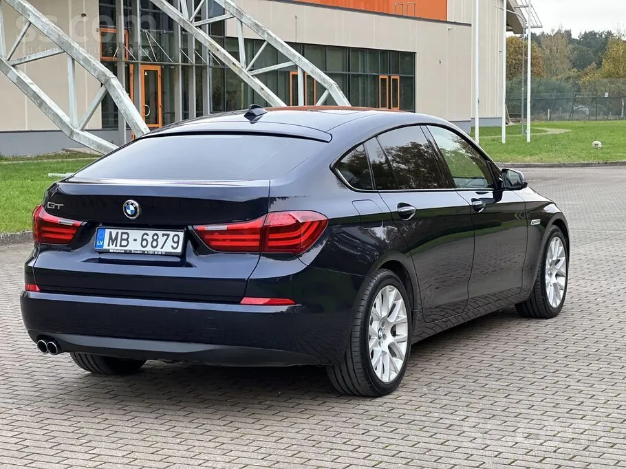 BMW 530 2015 photo 2