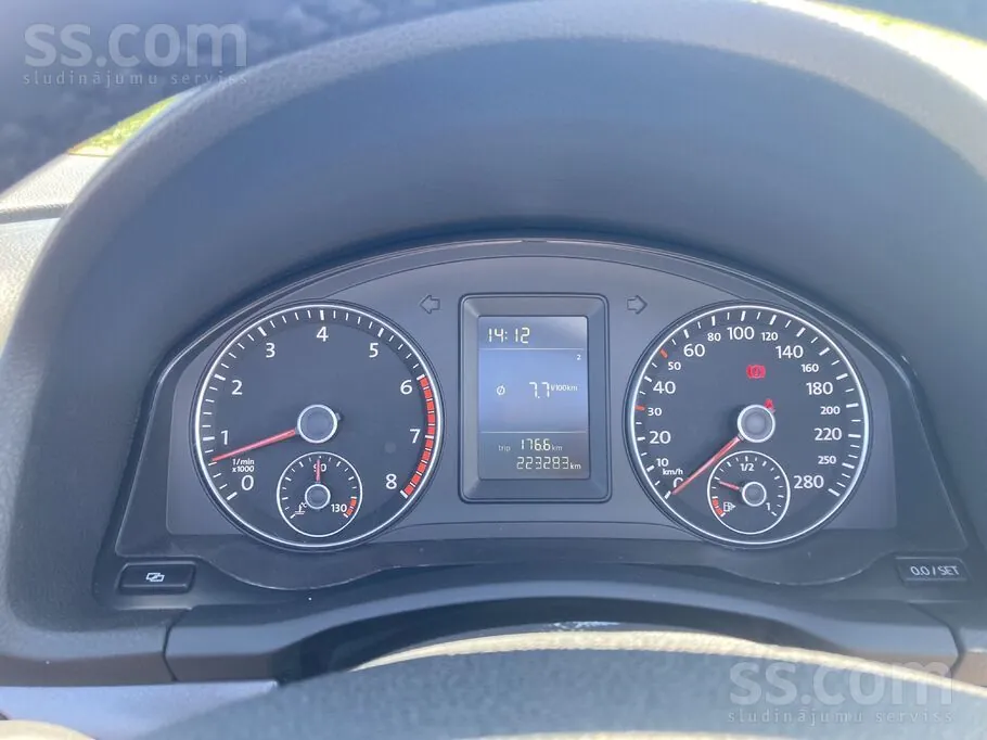 Volkswagen Eos 2010 photo 5