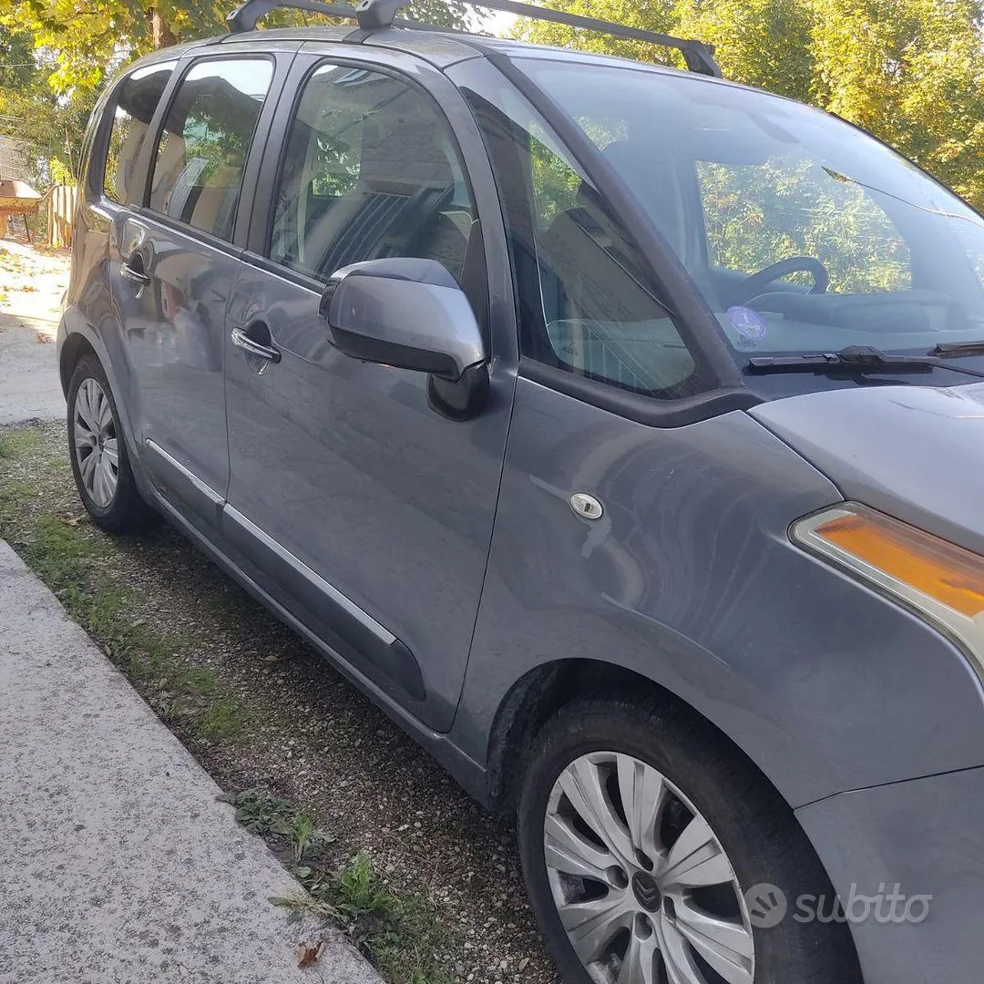 Citroen C3 Picasso 2009 photo 3
