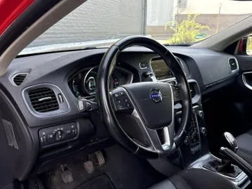Volvo V40 2013 photo 3