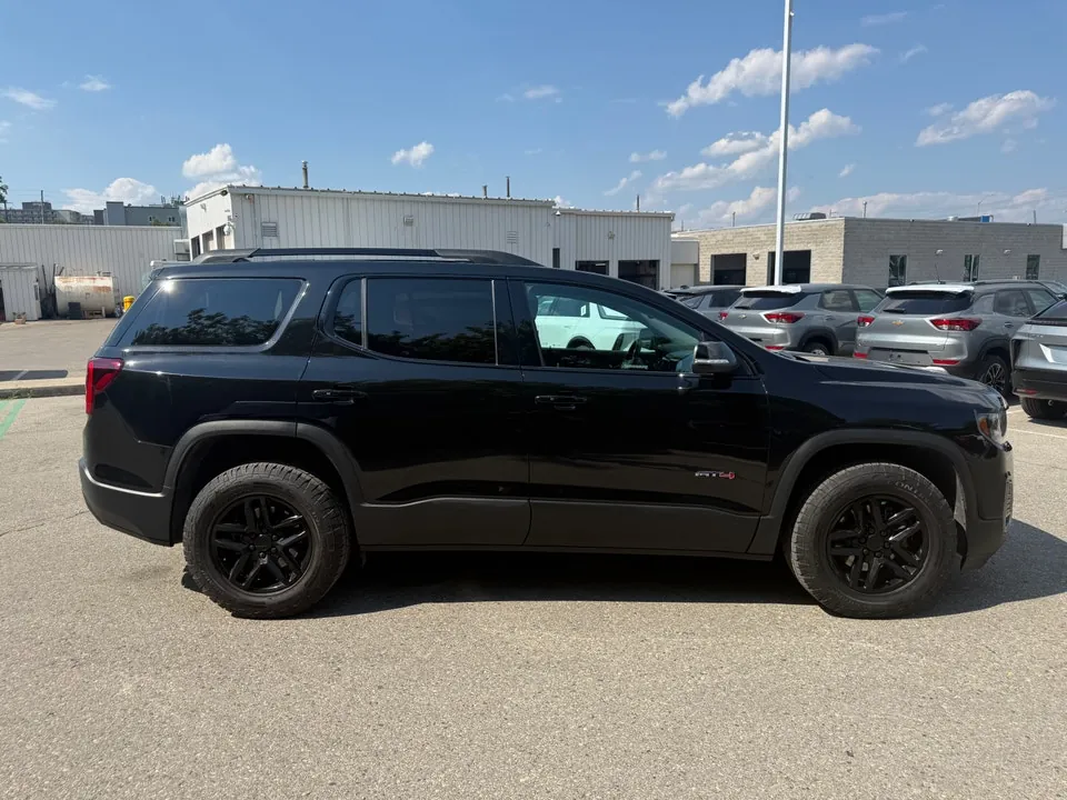GMC Acadia 2023 photo 4