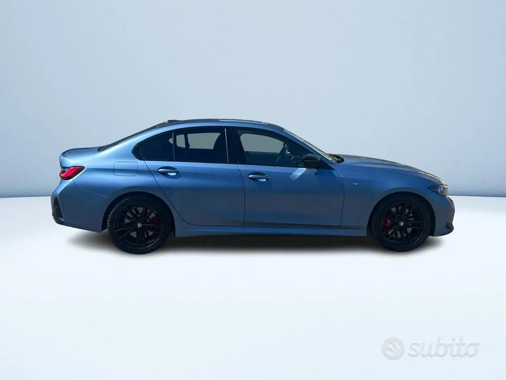BMW 3 Series 2023 photo 4