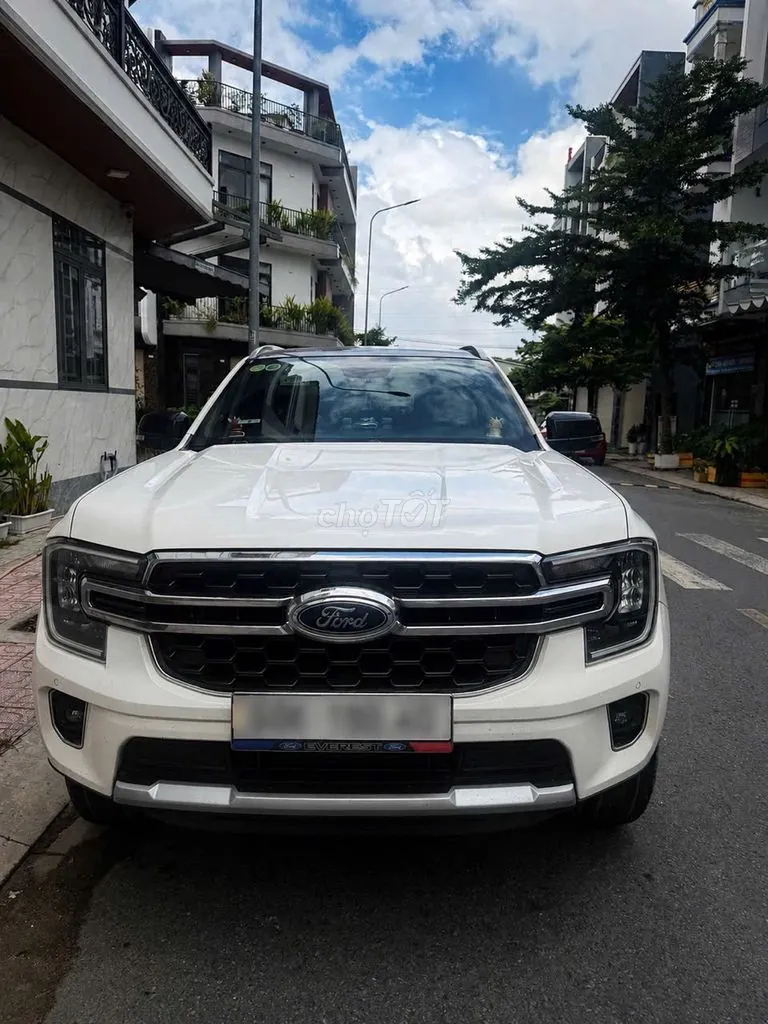 Ford Everest 2022 photo 2