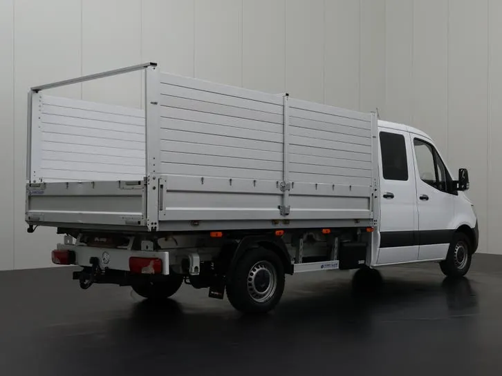 Mercedes-Benz Sprinter 2024 photo 2