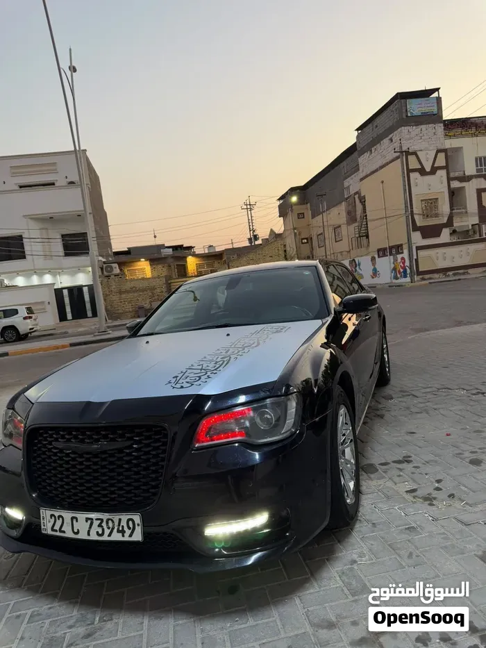 Chrysler 300 2022 photo 5