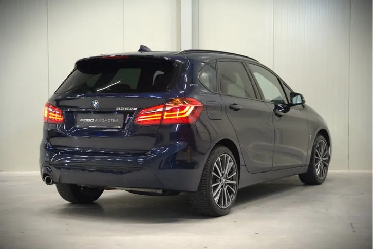 BMW 2 Series Active Tourer 2019 photo 2
