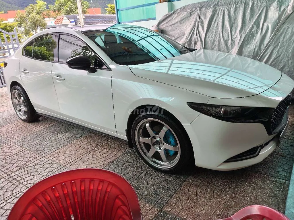 Mazda 3 2023 photo 2