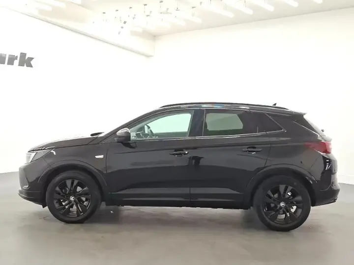 Vauxhall Grandland 2023 photo 4