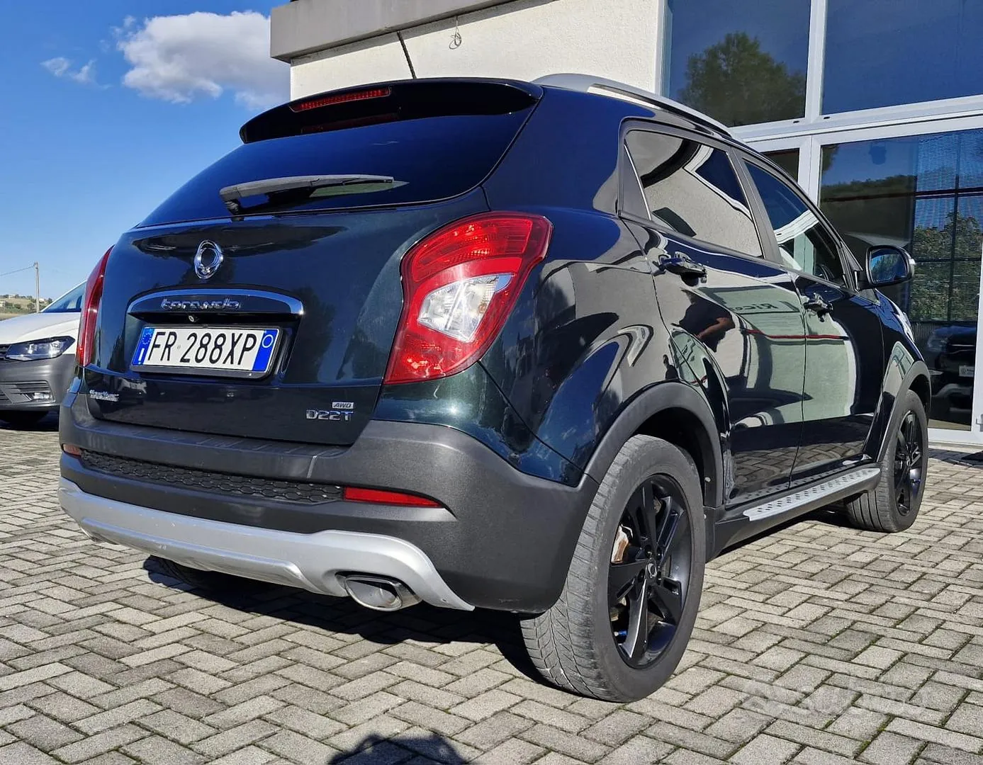 KG Mobility Korando 2018 photo 2