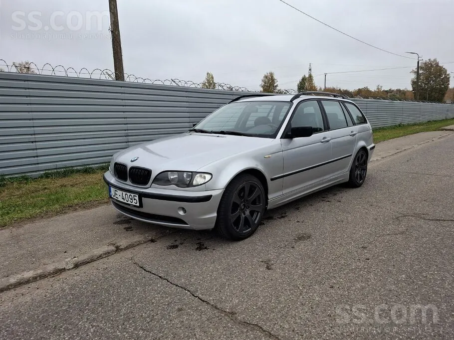 BMW 320