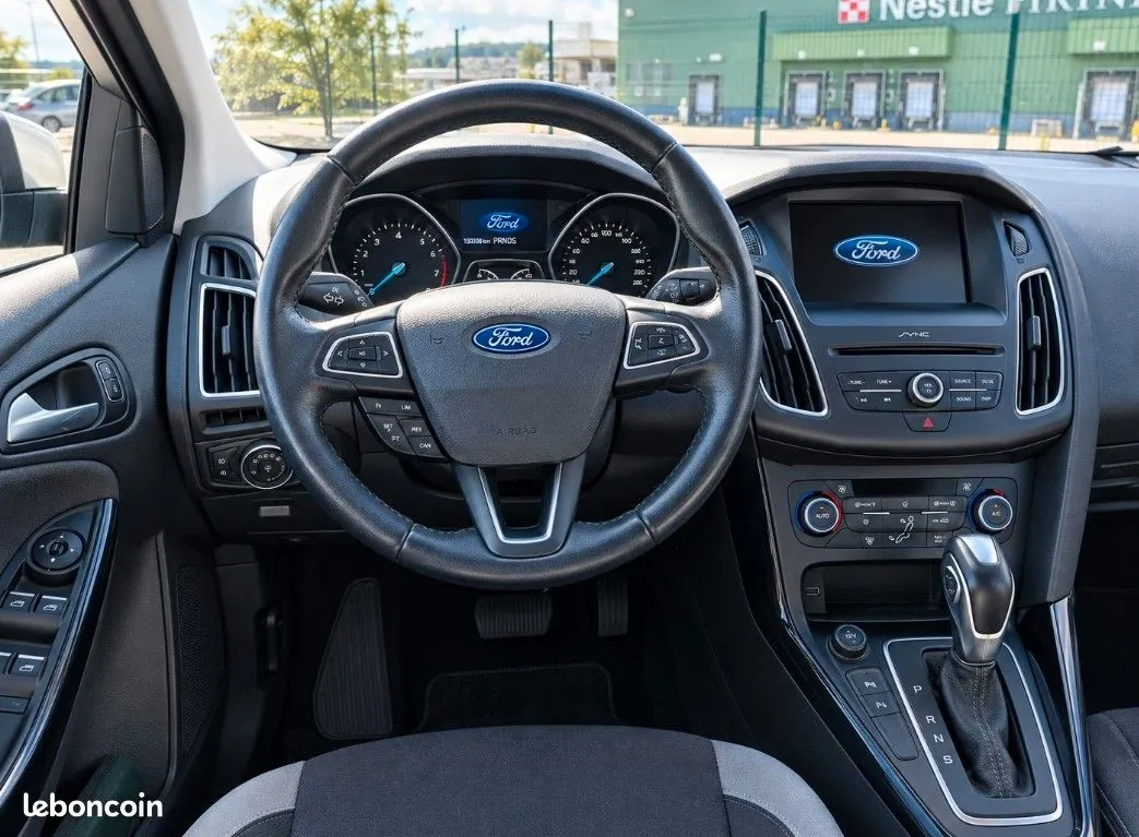 Ford Focus 2015 photo 3