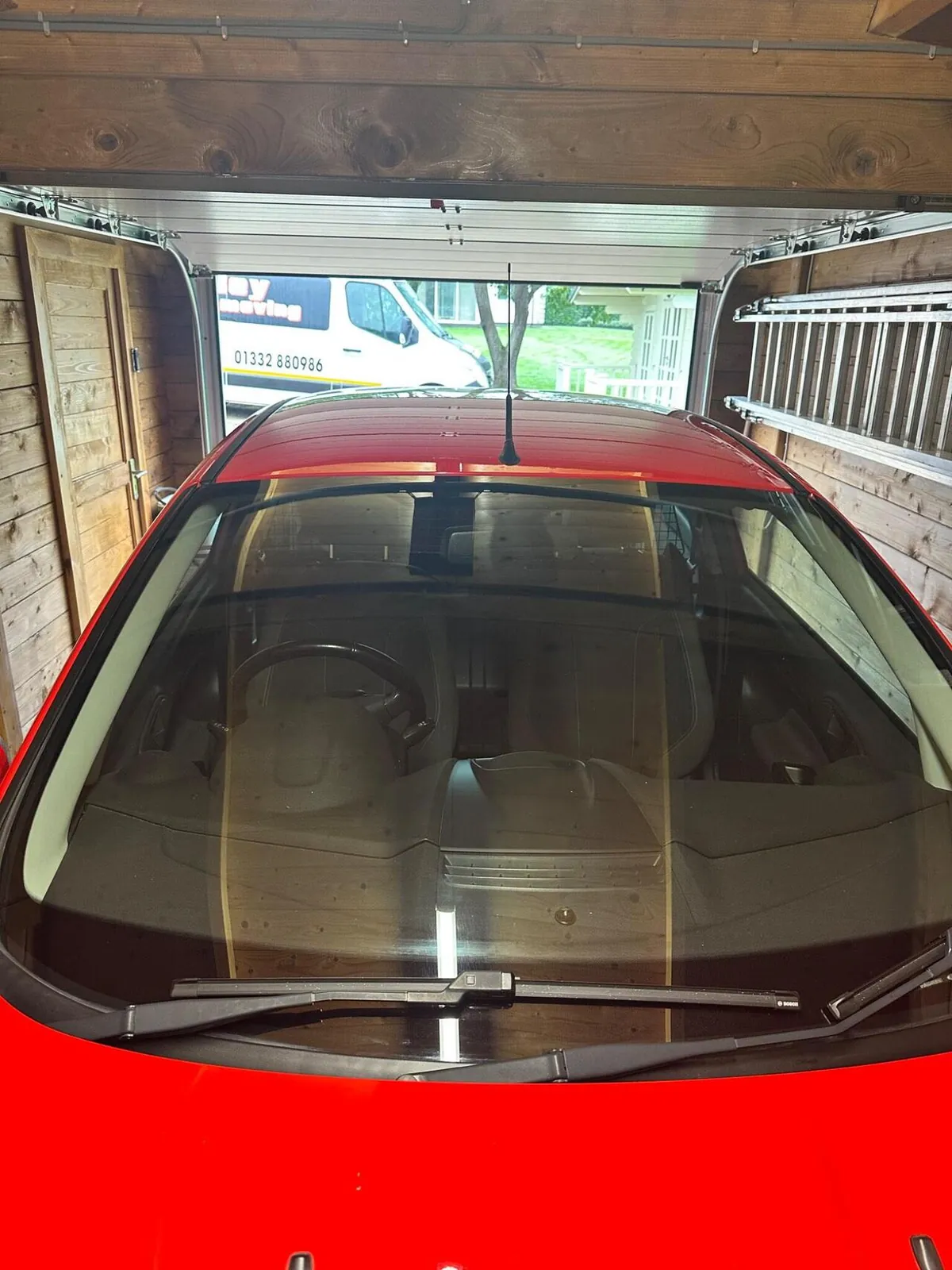 Ford Fiesta Van 2015 photo 2