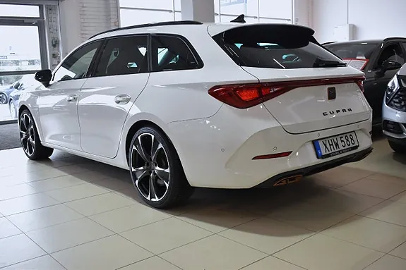 Cupra Leon 2023 photo 3
