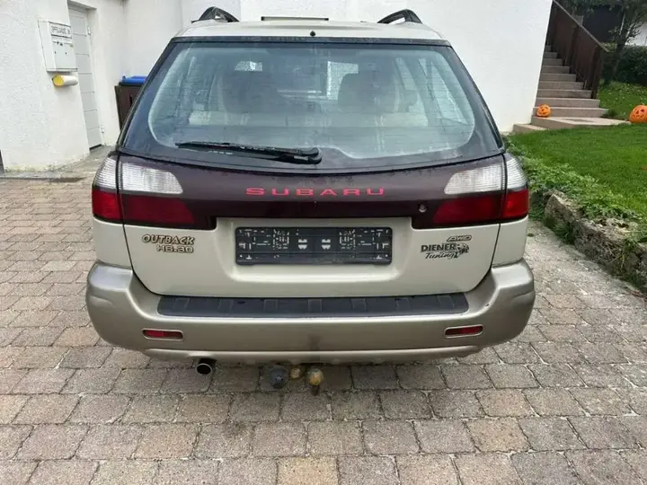 Subaru Outback 2001 photo 3