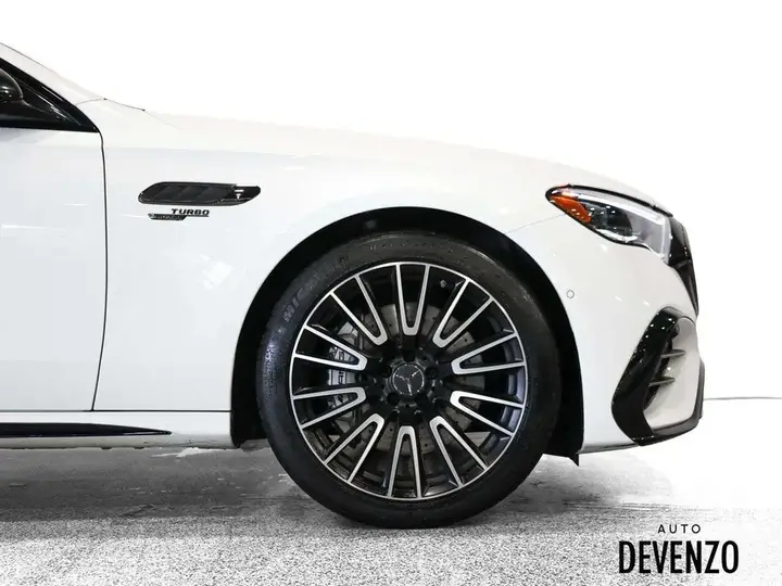 Mercedes-Benz E-Class 2025 photo 5
