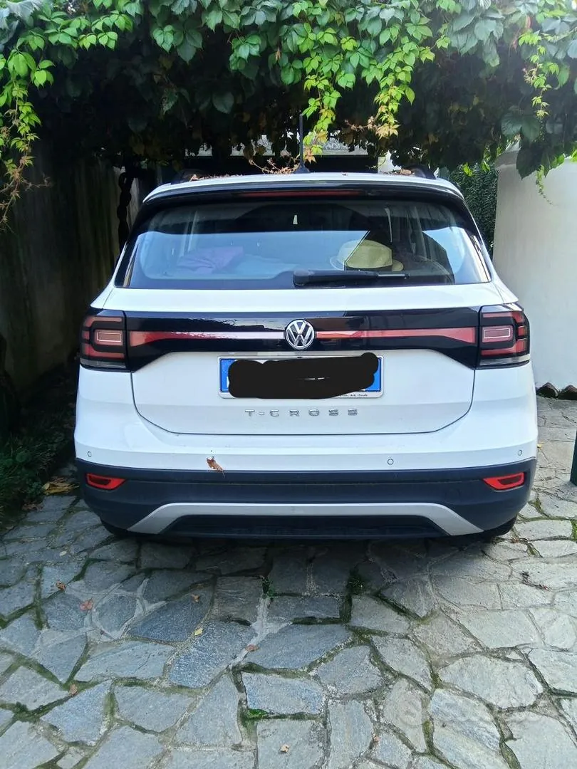 Volkswagen T-Cross 2019 photo 2