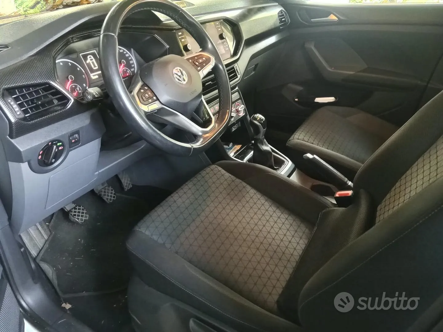Volkswagen T-Cross 2019 photo 3