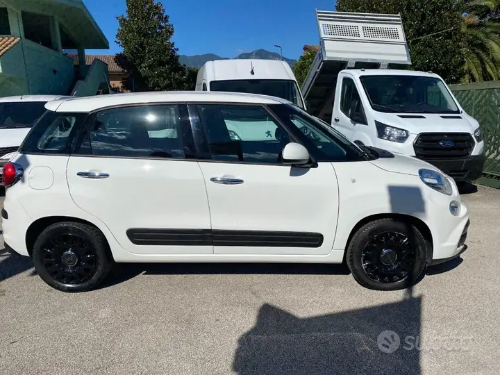 Fiat 500L 2021 photo 2