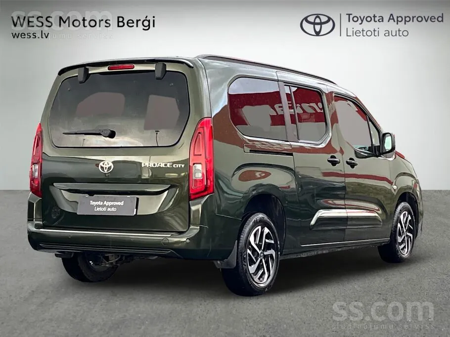 Toyota Proace City Verso 2026 photo 2