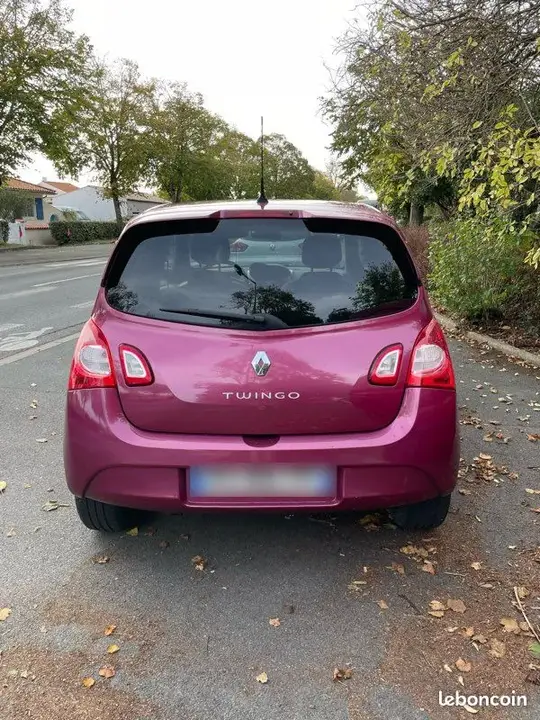 Renault Twingo 2012 photo 2