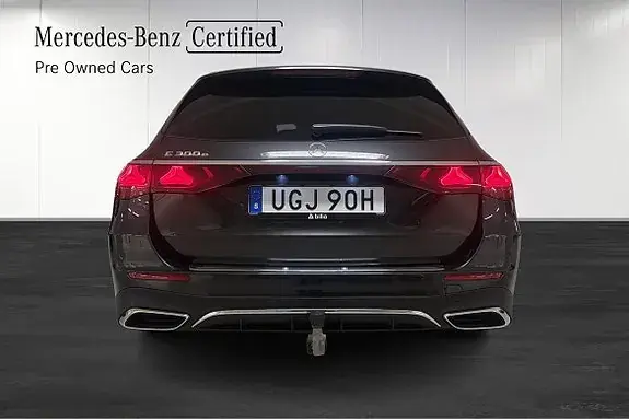 Mercedes-Benz E 300 2025 photo 5